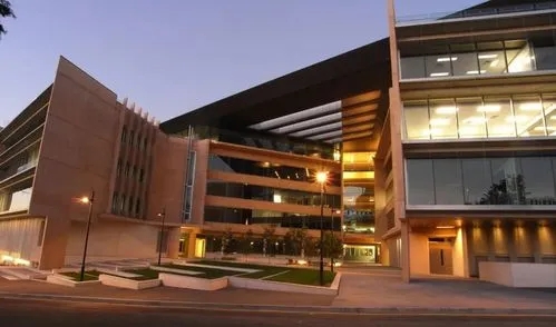 昆士兰大学 The University of Queensland(图1)