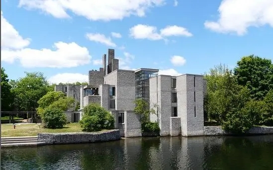 特伦特大学 Trent University(图1)