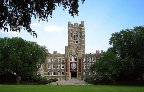 加州大学圣地亚哥分校University of California, San Diego(图1)